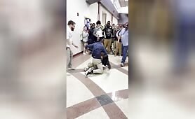 Got front row seats to a fight that happened at my school, ended too quickly sadly