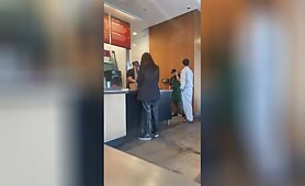 Chipotle employee gets clean right hook on rude customer